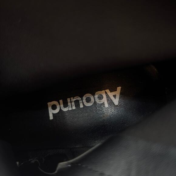 Abound Erinn Pointed Toe Heel Boots Women's Silver Metallic Size US6.5M EU37 - Picture 9 of 11